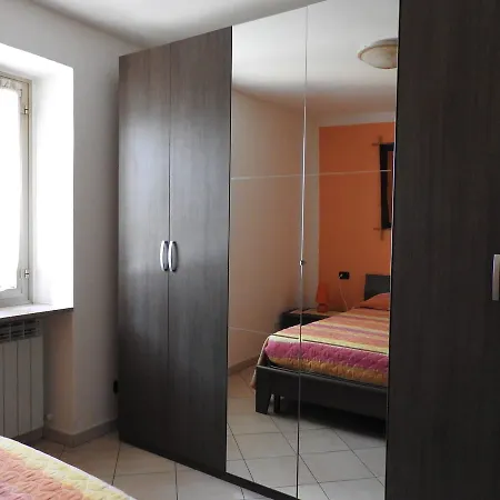 Semesterbostad Cozy In Lombardy With Private Terrace Castelletto sopra Ticino
